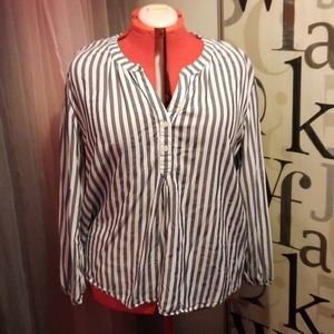 2/$15 Striped dress style shirt Old Navy 2X